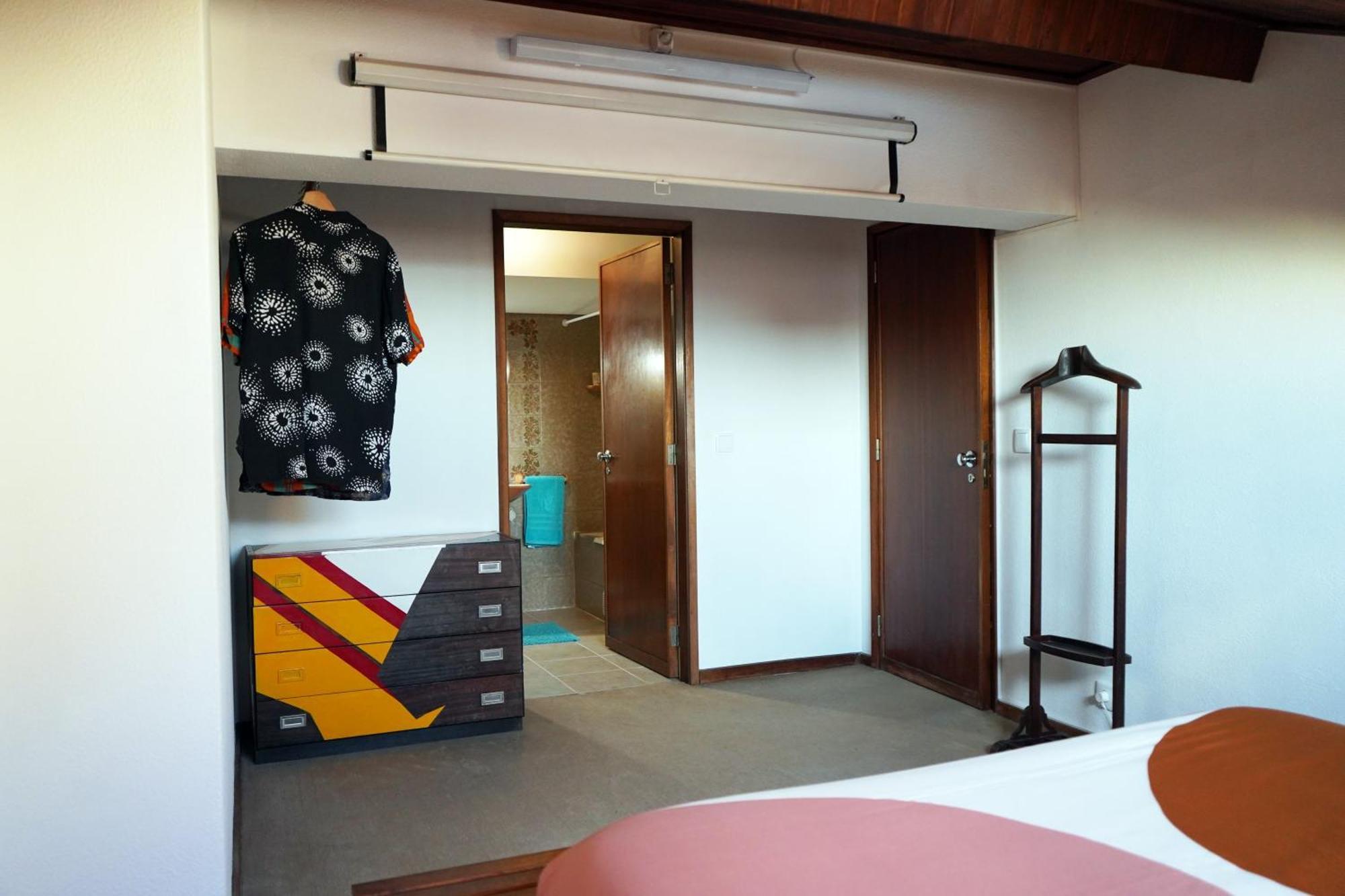 Vic Aveiro Arts House Hotel Buitenkant foto