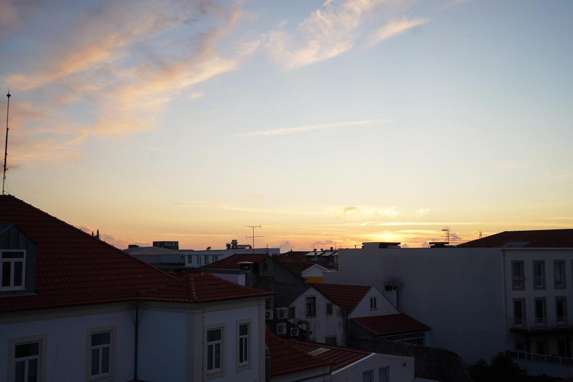 Vic Aveiro Arts House Hotel Buitenkant foto